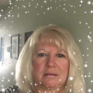 Meet your Posher, Pamella